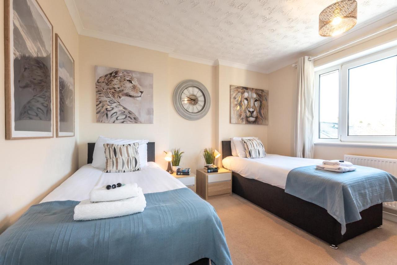 Cheerful 3-Bedroom Douglas House With Patio Southampton Esterno foto